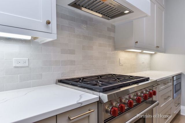 2135 N Lakewood Avenue 1, Chicago, IL 60614