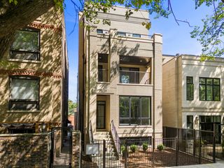 2135 N Lakewood Avenue 1, Chicago, IL 60614