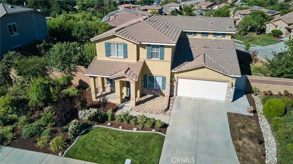 31801 Oak Wood Circle, Yucaipa, CA 92399