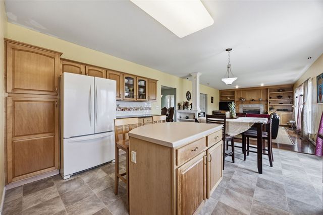 1945 41st Street, Marion, IA 52302