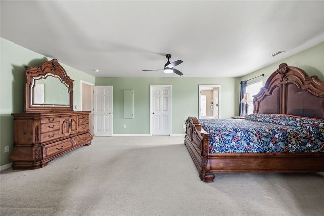 1945 41st Street, Marion, IA 52302