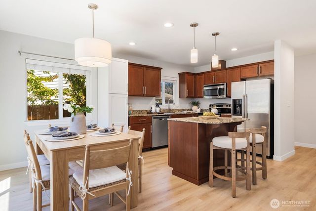 1910 76th Avenue SE, Lake Stevens, WA 98258