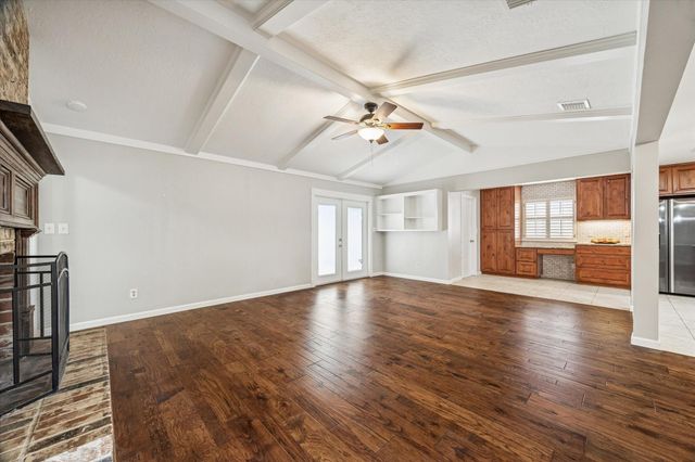 2310 Walnut Bend Lane, Houston, TX 77042