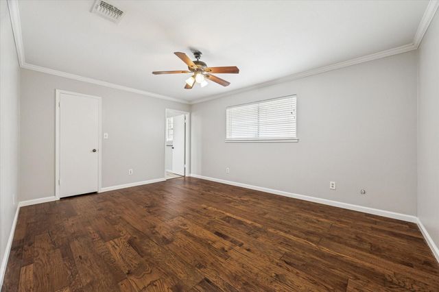 2310 Walnut Bend Lane, Houston, TX 77042