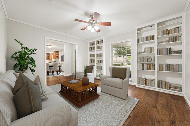 2310 Walnut Bend Lane, Houston, TX 77042