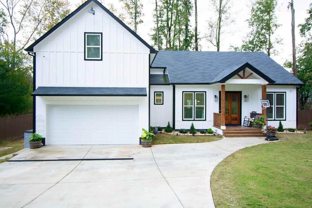 4042 Brock Drive, Oakwood, GA 30566