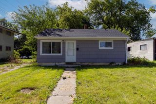 5713 N 61st STREET, Milwaukee, WI 53218