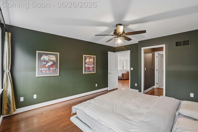 42832 Cardinal Way, Novi, MI 48375