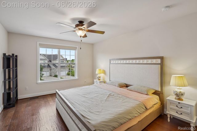 42832 Cardinal Way, Novi, MI 48375
