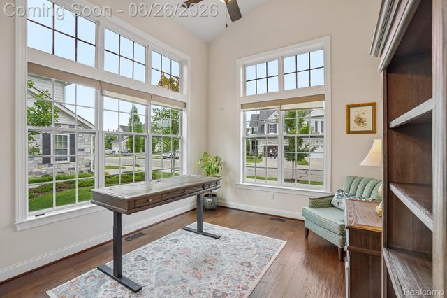 42832 Cardinal Way, Novi, MI 48375