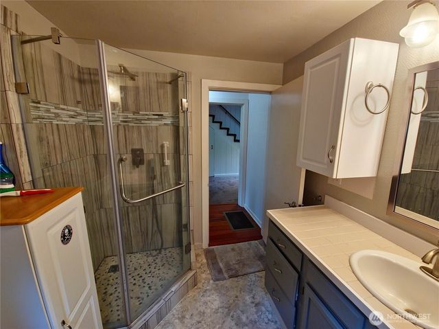 456 Upper Grand Avenue, Hoquiam, WA 98550