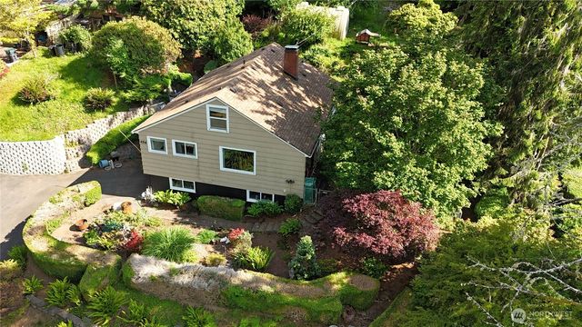 456 Upper Grand Avenue, Hoquiam, WA 98550