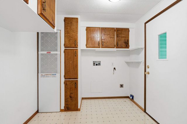 1211 E Lyons Ave, Spokane, WA 99208