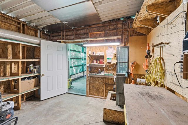1211 E Lyons Ave, Spokane, WA 99208
