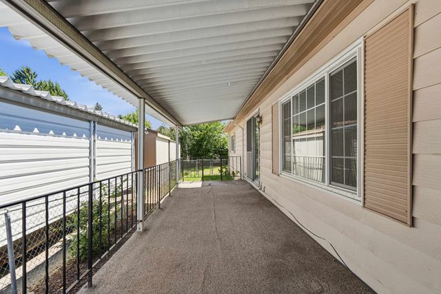 1211 E Lyons Ave, Spokane, WA 99208