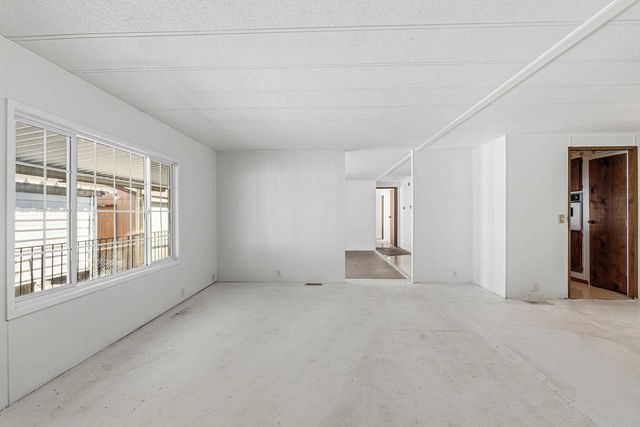 1211 E Lyons Ave, Spokane, WA 99208