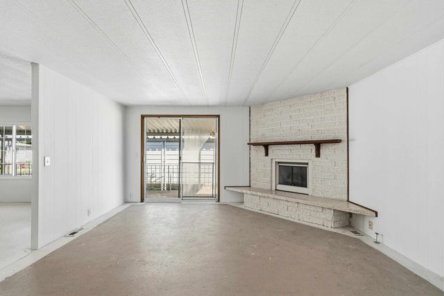 1211 E Lyons Ave, Spokane, WA 99208
