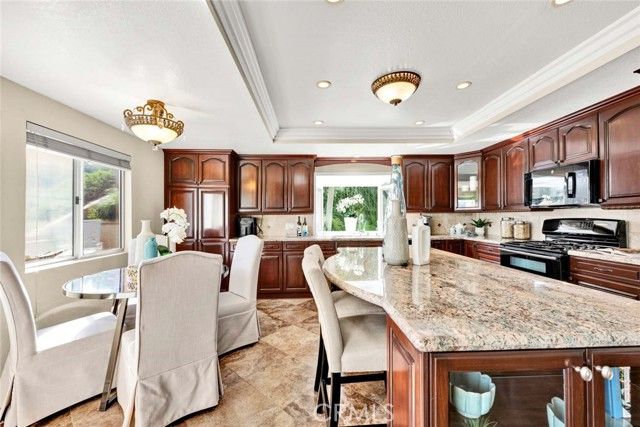 7202 E La Cumbre, Orange, CA 92869