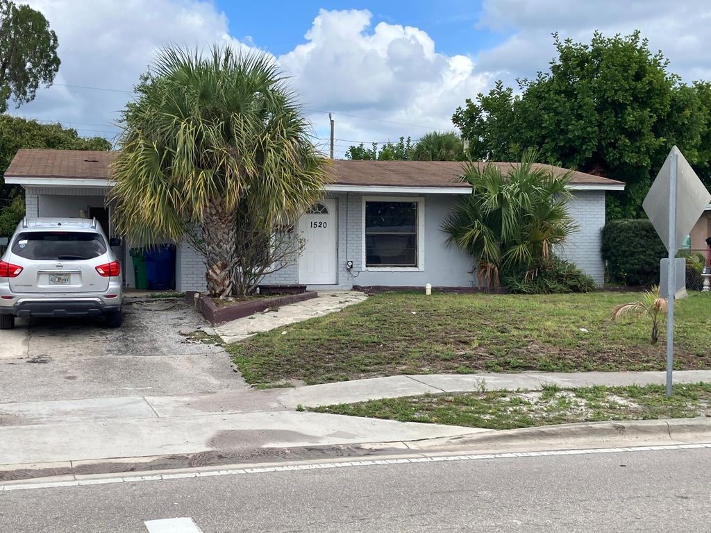 1520 W 13th Street, West Palm Beach, FL 33404