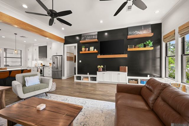 9424 St Andrews Ct, Denham Springs, LA 70726