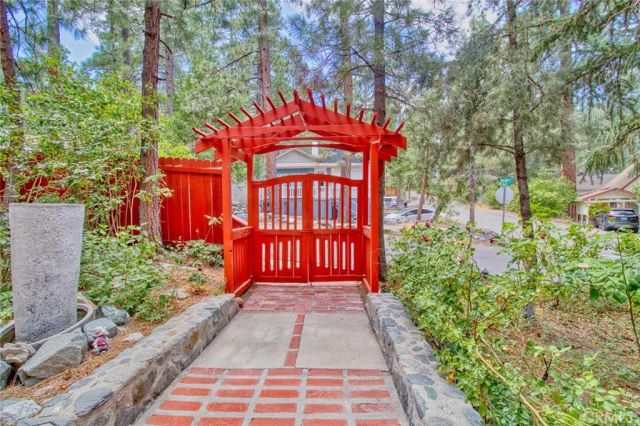 1513 Twin Lakes, Wrightwood, CA 92397