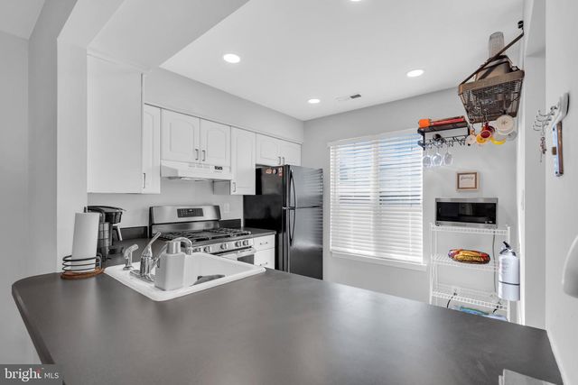 1508B RALSTON DR, Mount Laurel, NJ 08054
