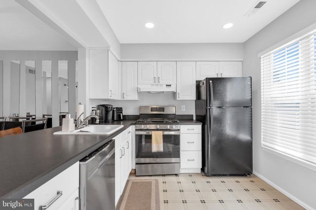 1508B RALSTON DR, Mount Laurel, NJ 08054