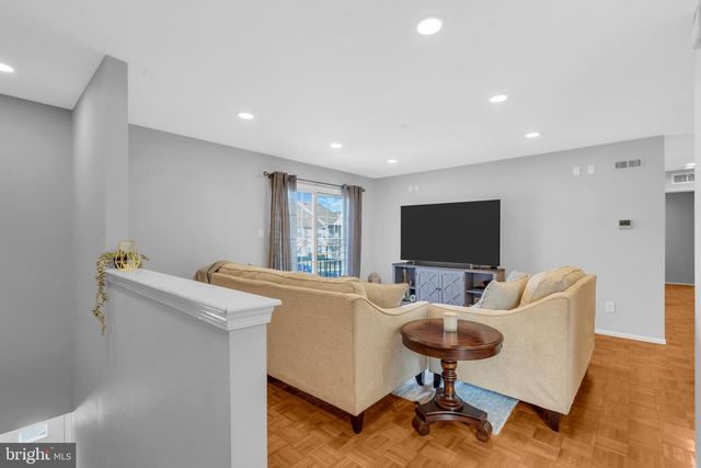 1508B RALSTON DR, Mount Laurel, NJ 08054