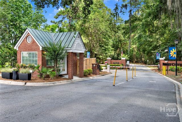6 Cove Drive, Savannah, GA 31419