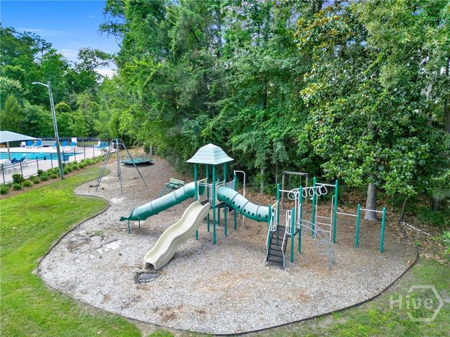 6 Cove Drive, Savannah, GA 31419