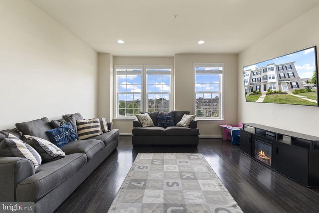 9002 FOX STREAM WAY, Upper Marlboro, MD 20772