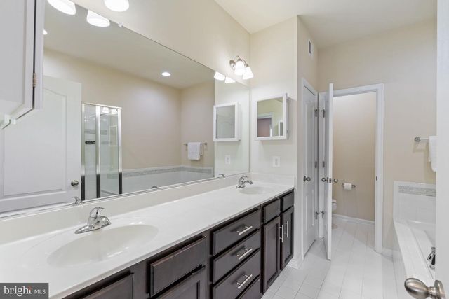 9002 FOX STREAM WAY, Upper Marlboro, MD 20772