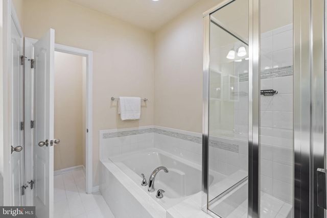 9002 FOX STREAM WAY, Upper Marlboro, MD 20772
