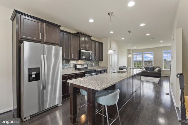 9002 FOX STREAM WAY, Upper Marlboro, MD 20772