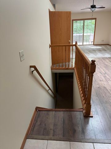 828 Highbanks Drive 21, Allegan, MI 49010