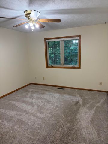 828 Highbanks Drive 21, Allegan, MI 49010