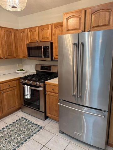 828 Highbanks Drive 21, Allegan, MI 49010