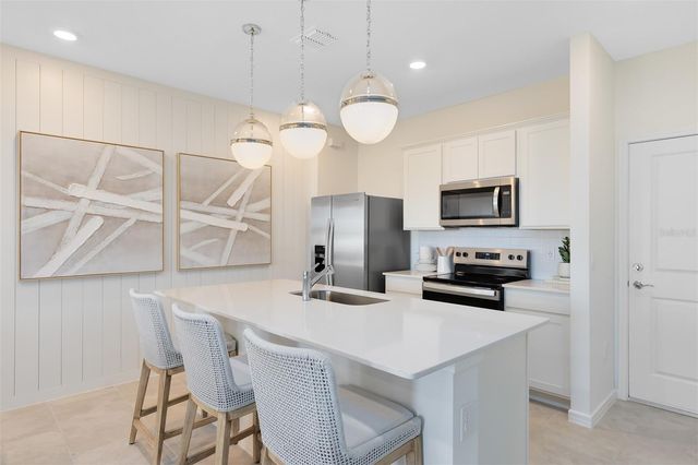 10549 GLOWING BEACON STREET, Orlando, FL 32829