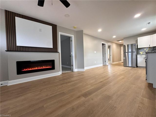 301 Fayetteville Street, Winston-salem, NC 27127