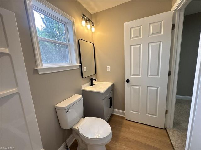 301 Fayetteville Street, Winston-salem, NC 27127