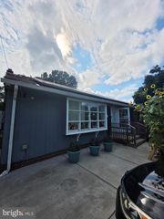 7903 LEGATION RD, Hyattsville, MD 20784
