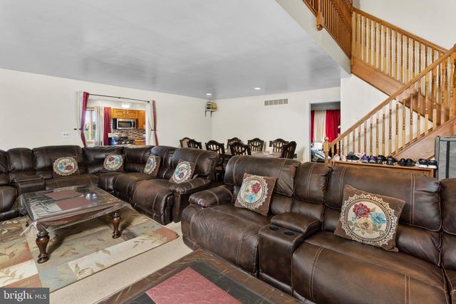 59 BORDENTOWN CHESTERFIELD RD, Chesterfield, NJ 08515