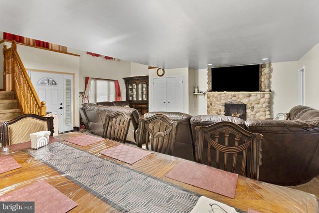 59 BORDENTOWN CHESTERFIELD RD, Chesterfield, NJ 08515