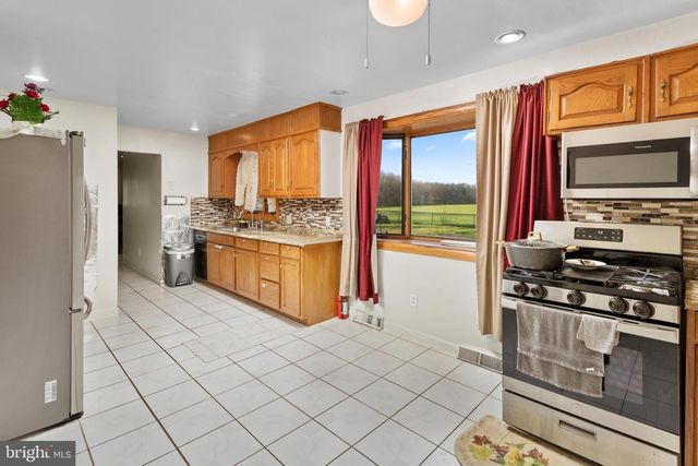 59 BORDENTOWN CHESTERFIELD RD, Chesterfield, NJ 08515