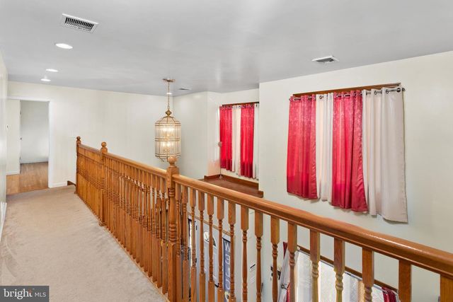 59 BORDENTOWN CHESTERFIELD RD, Chesterfield, NJ 08515