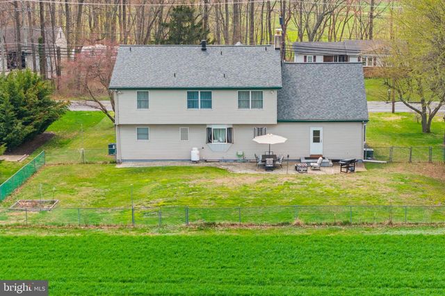 59 BORDENTOWN CHESTERFIELD RD, Chesterfield, NJ 08515