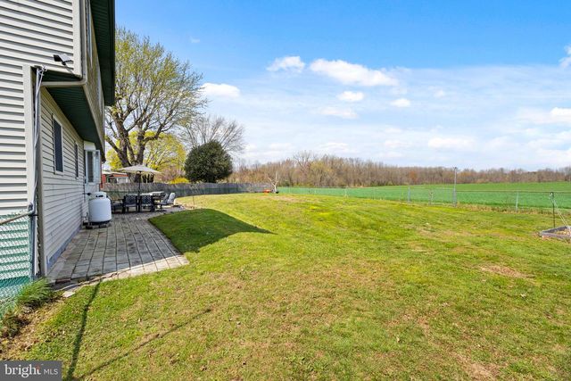 59 BORDENTOWN CHESTERFIELD RD, Chesterfield, NJ 08515
