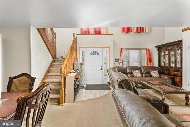 59 BORDENTOWN CHESTERFIELD RD, Chesterfield, NJ 08515