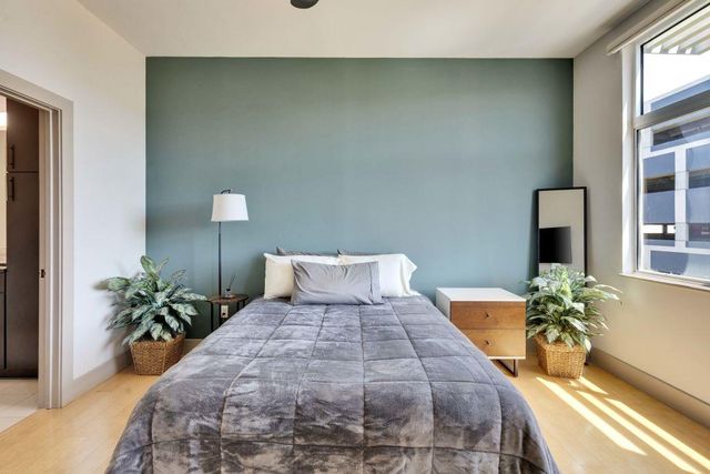 1320 Robert Browning ST 409, Austin, TX 78723