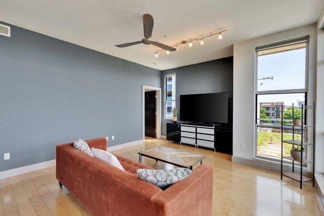 1320 Robert Browning ST 409, Austin, TX 78723